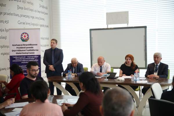 Şəmkirdə Â«Təhlükəsiz gələcək-Dayanıqlı İnkişaf Məqsədlərinin ictimai təbliğiÂ» mövzusunda dəyirmi masa  - FOTOLAR